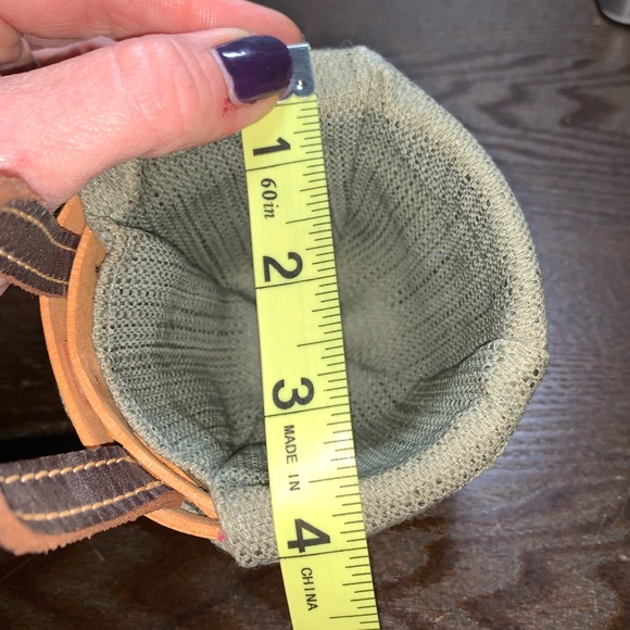 Longaberger Round Hanging Basket Dated 2001 - Picture 6 of 8